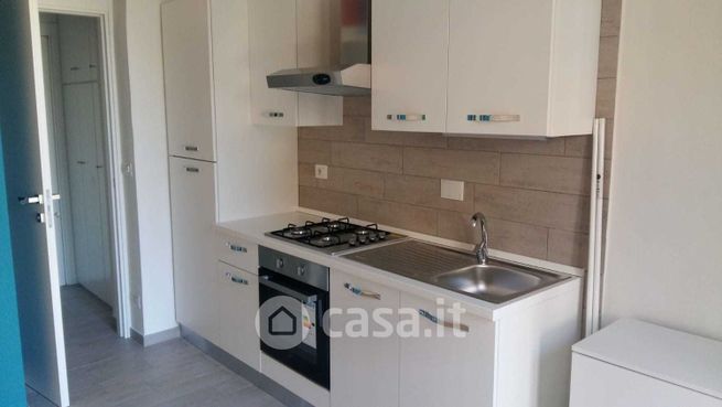 Appartamento in residenziale in Via Pisa 11
