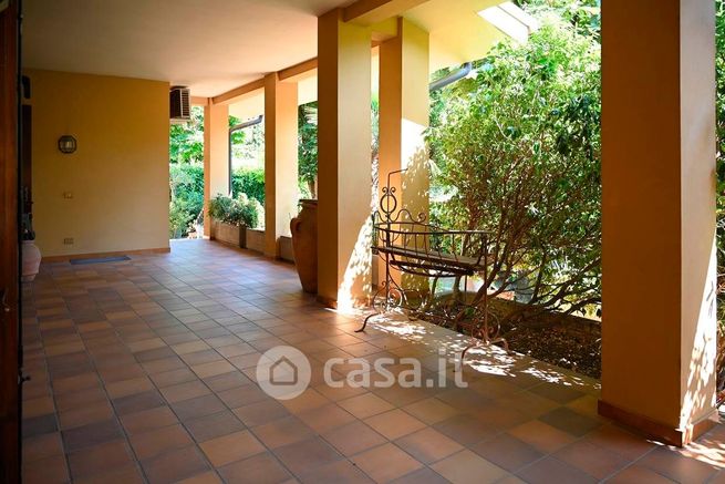 Villa in residenziale in