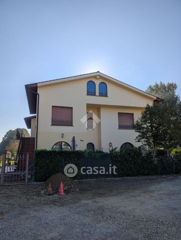 Appartamento in residenziale in Località La Gracchia