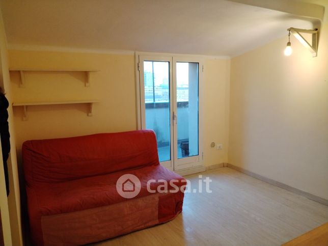 Appartamento in residenziale in Via Irnerio 9