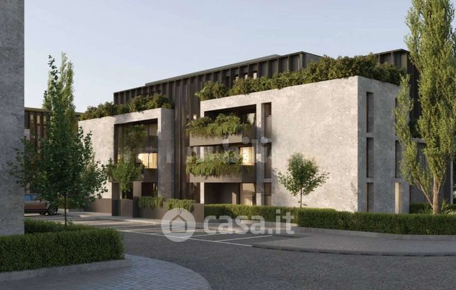 Attico/mansarda in residenziale in Via U. Bassi