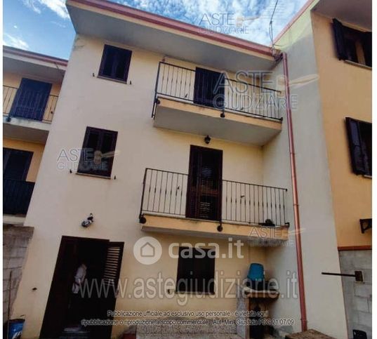Appartamento in residenziale in Via Grazia Deledda 50