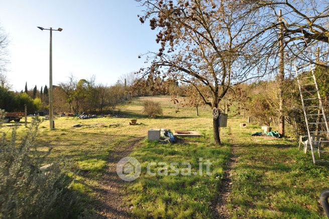 Terreno agricolo in commerciale in Via Brancolano