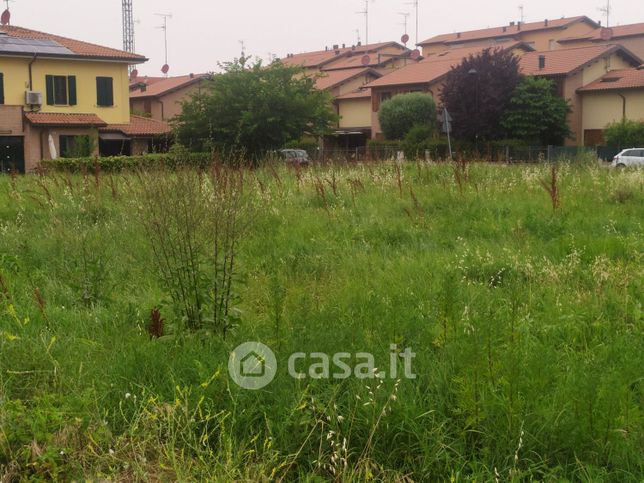 Terreno edificabile in residenziale in Via Sandro Pertini