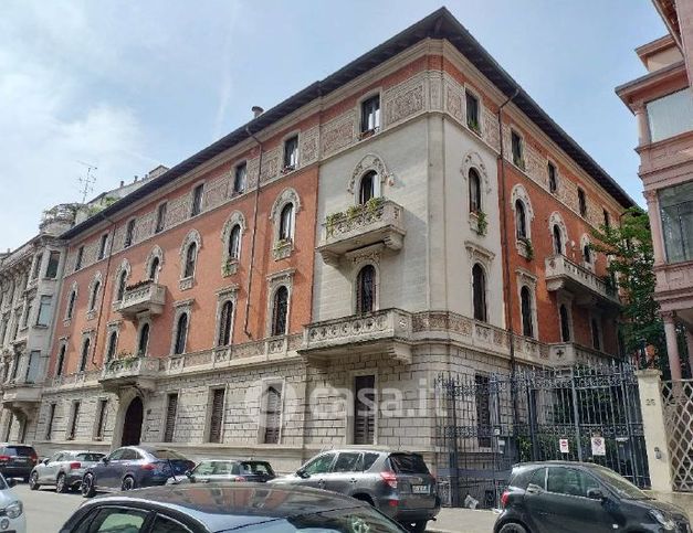 Appartamento in residenziale in Via Bernardino Telesio 23