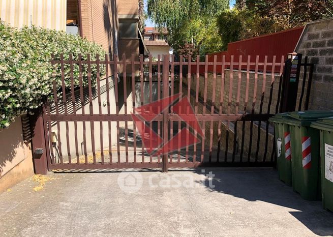 Garage/posto auto in residenziale in Via Gagliano Castelferrato