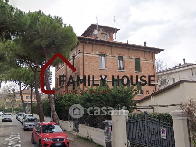 Appartamento in residenziale in Viale Nazario Sauro 2