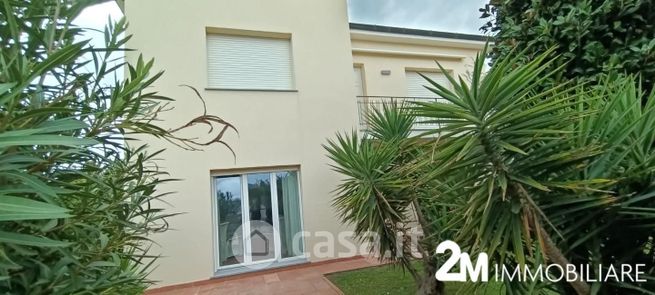Casa bi/trifamiliare in residenziale in Via San Giovanni Arena Metato