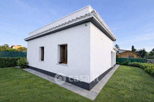 Villa in residenziale in Via Cipro