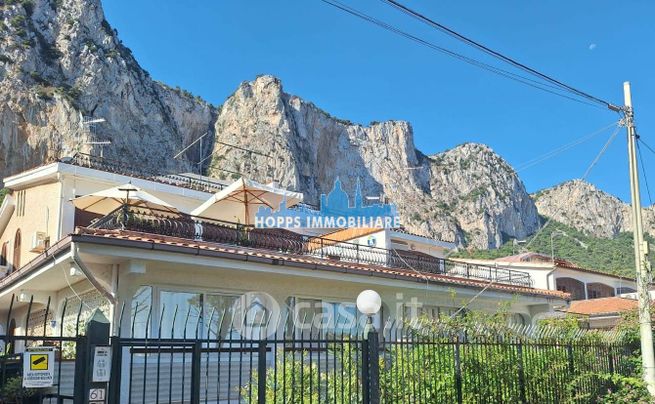 Appartamento in residenziale in Lungomare Cristoforo Colombo