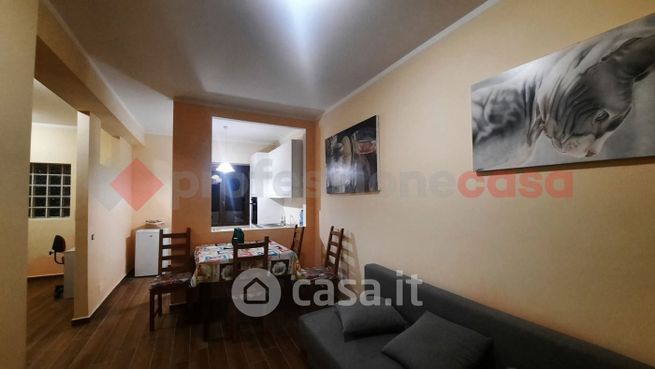 Appartamento in residenziale in Via Santa Elisabetta 4