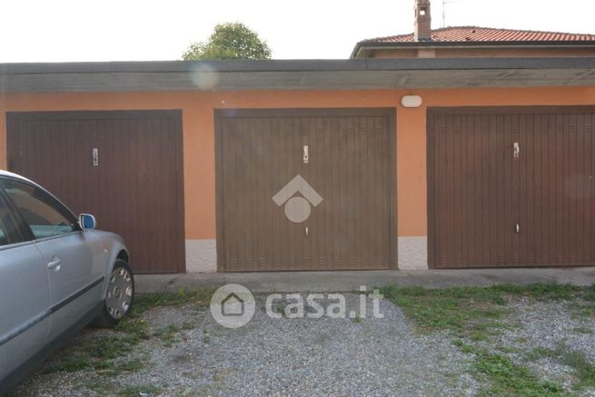 Garage/posto auto in residenziale in Via Santa Caterina