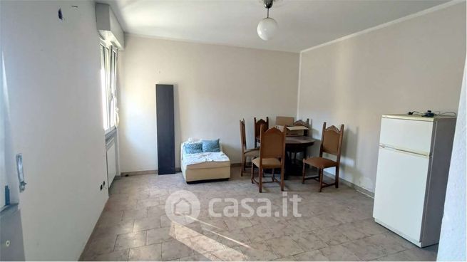 Appartamento in residenziale in Via Gravellona