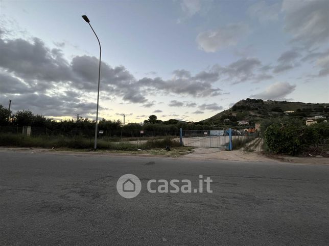 Terreno agricolo in commerciale in Via Erasmo Sparacino