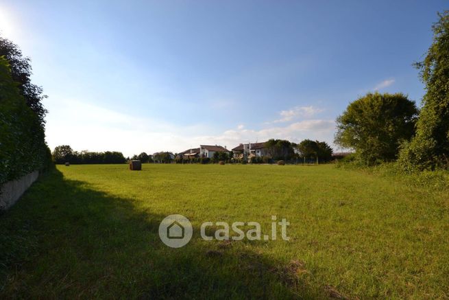Terreno edificabile in residenziale in 