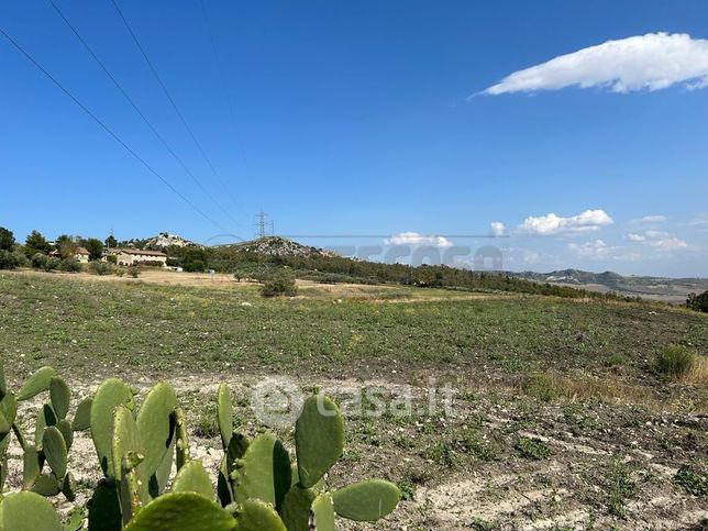 Terreno agricolo in commerciale in 