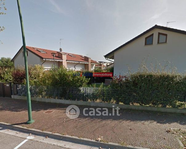 Appartamento in residenziale in Via Austria