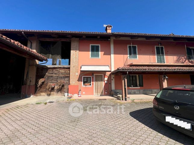 Casa indipendente in residenziale in Via Monastero 29