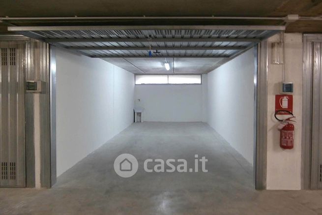 Box/posto auto in residenziale in 