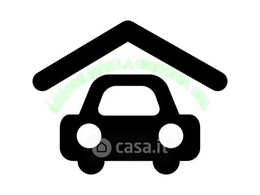Box/posto auto in residenziale in Via Pier Capponi