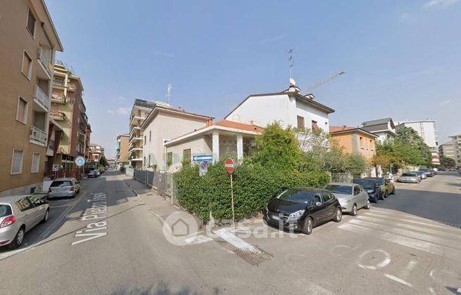 Villa in residenziale in 
