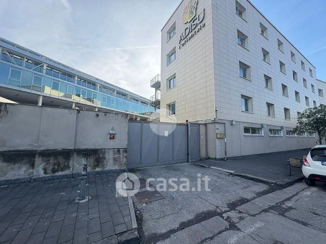 Capannone in commerciale in Traversa Benedetto Brin 15