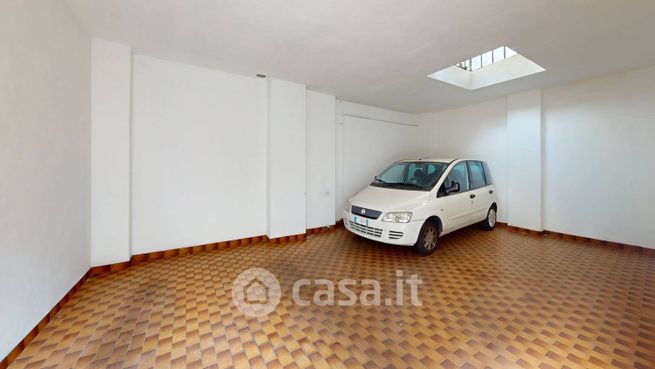 Garage/posto auto in residenziale in Via Carlo Vidua 26