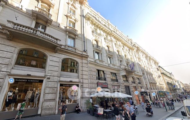 Appartamento in residenziale in Via del Tritone 125