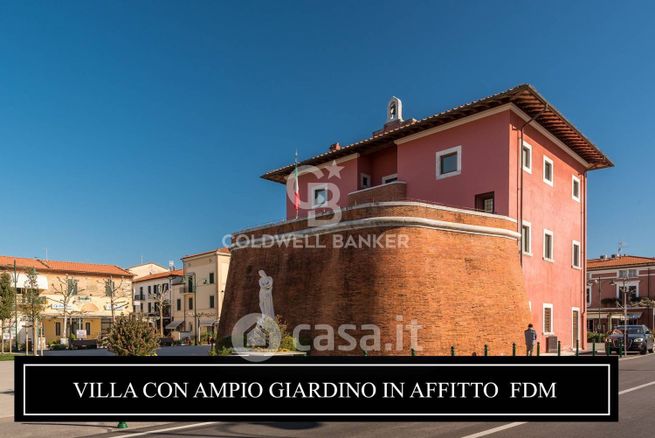 Villa in residenziale in Via Francesco Carrara 57