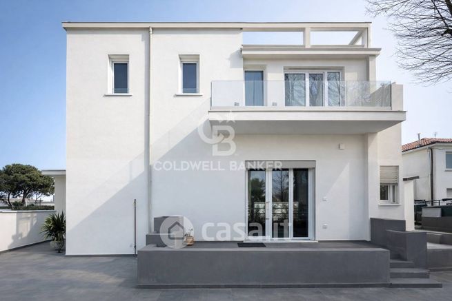 Appartamento in residenziale in Viale Cormons 54
