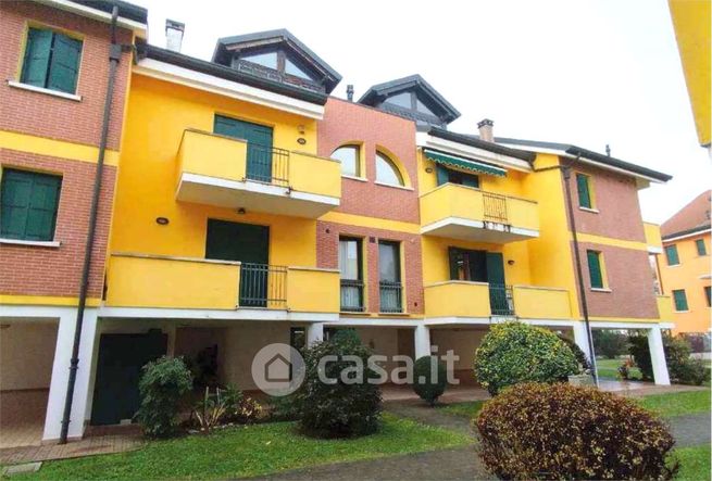 Appartamento in residenziale in Via Montà