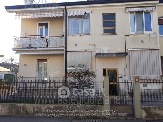 Appartamento in residenziale in Via B. Croce 8