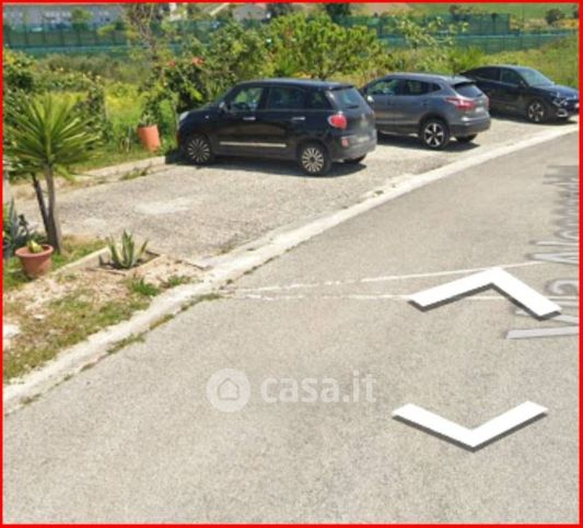 Garage/posto auto in residenziale in Via Alessandrini 78