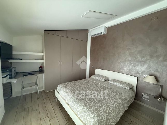 Appartamento in residenziale in Via Silvio Pellico 9