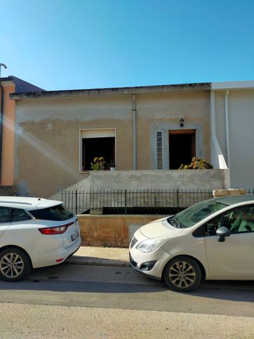 Casa indipendente in residenziale in Via P. Mascagni 16