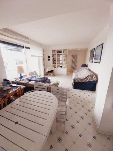 Appartamento in residenziale in Piazza Ischia 5