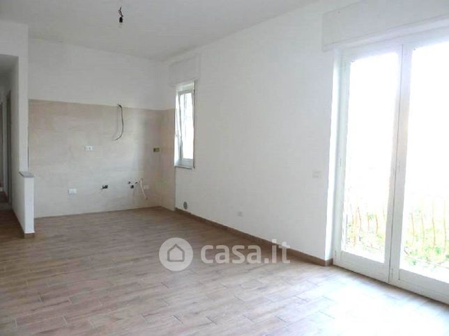 Appartamento in residenziale in Via Argine Destro, Imperia, IM
