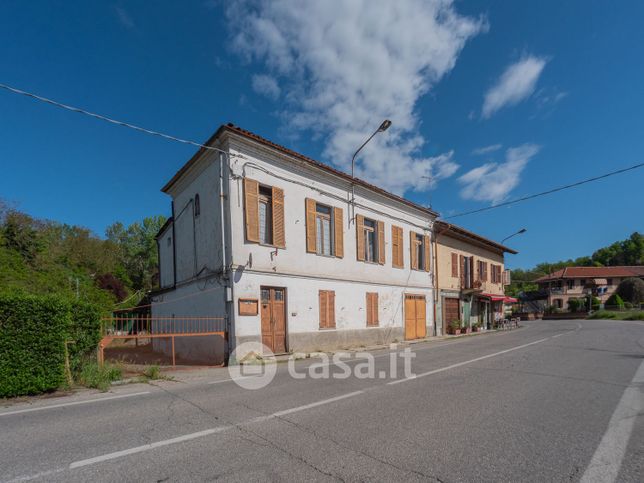 Casa indipendente in residenziale in Frazione Quarto Inferiore