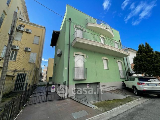Appartamento in residenziale in Viale Orvieto 3