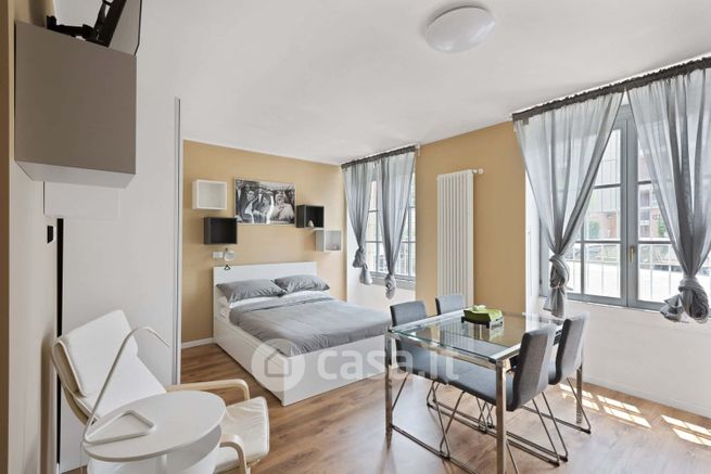 Appartamento in residenziale in Via Isaac Newton 18 b