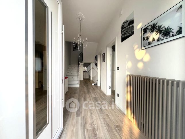 Appartamento in residenziale in Via Carpane 1