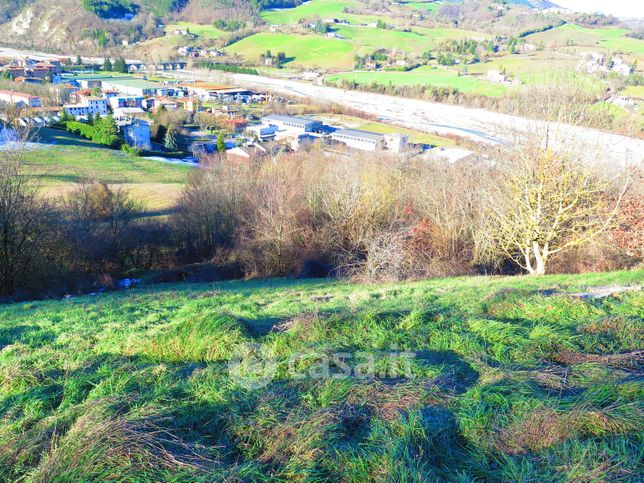 Terreno agricolo in commerciale in Via roma