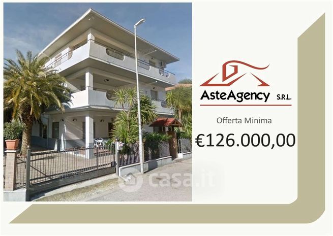 Appartamento in residenziale in Via Arno 71
