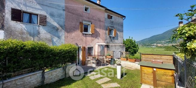 Rustico/casale in residenziale in Piazza Alberto Stringa 16