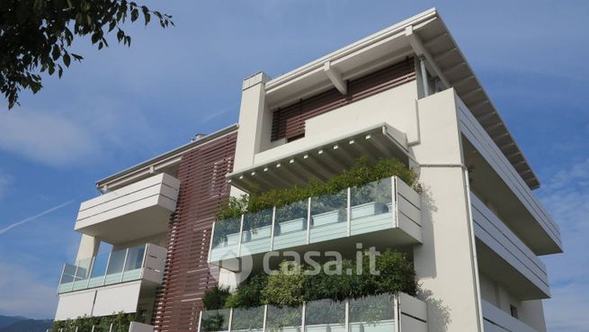 Appartamento in residenziale in Viale Venezia