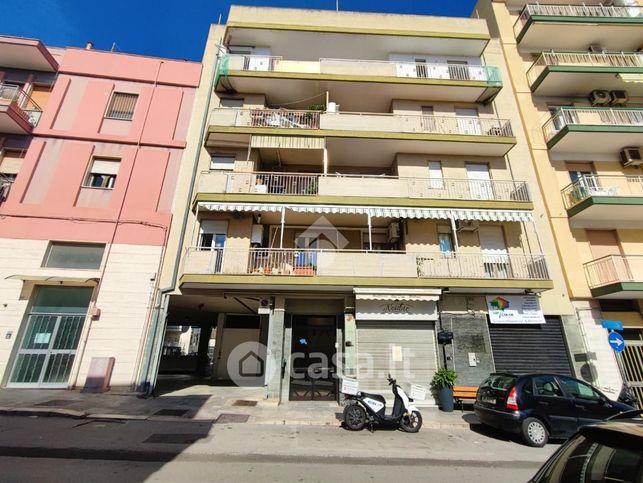 Box/posto auto in residenziale in Via S. Anna