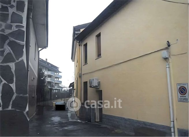 Appartamento in residenziale in Via Volturno 41