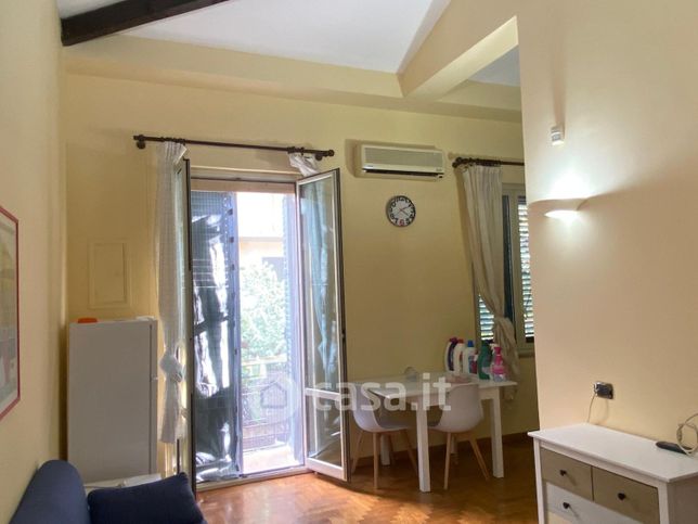 Appartamento in residenziale in Via Vincenzo di Marco 44