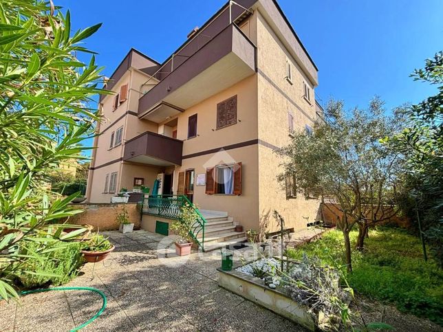 Appartamento in residenziale in Via Calabria 13
