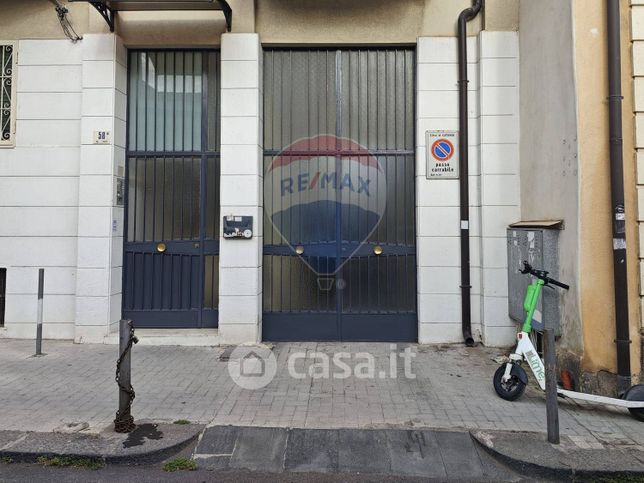Box/posto auto in residenziale in Via Malta 58